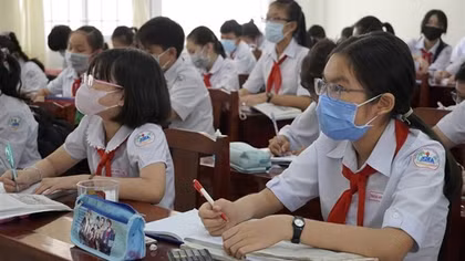 TP Hồ Chí Minh bác bỏ tin đồn học sinh sẽ nghỉ học trực tiếp
