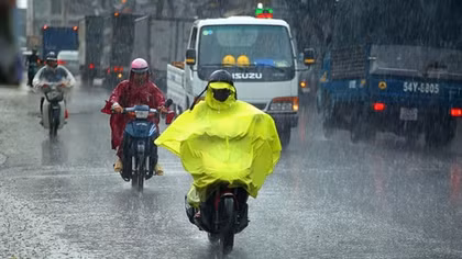 Mưa rào và giông khắp cả nước, Hà Nội trời mát