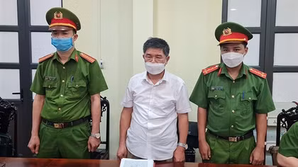 Bắt tạm giam Phó Giám đốc Sở Tài Nguyên và Môi trường nhận hối lộ