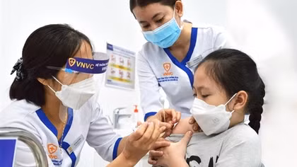 Phân bổ hơn 2,3 triệu liều vaccine Moderna tiêm cho trẻ em