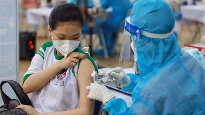 Bộ Ngoại giao cập nhật về việc tiêm vaccine COVID-19 cho trẻ em