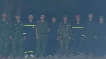 Xuyên đêm băng rừng Bắc Hải Vân ứng cứu nam sinh viên bị lạc
