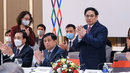 Khai mạc phiên cấp cao Diễn đàn Doanh nghiệp Việt Nam, tìm giải pháp phục hồi kinh tế