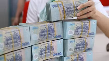 Ngân hàng “bơm” hơn 700.000 tỷ đồng vốn ra nền kinh tế trong 4 tháng