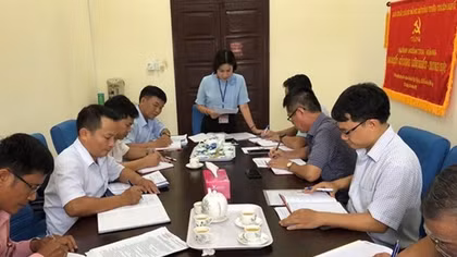 Làm lộ tài liệu mật, nữ Phó Chủ nhiệm Ủy ban Kiểm tra Đảng ủy bị kỷ luật