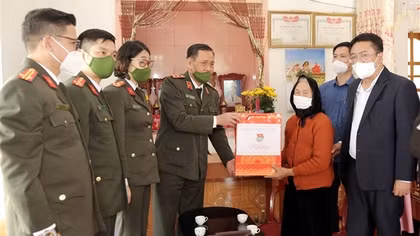 Thanh niên tình nguyện vì môi trường, chung tay giúp nhân dân đẩy lùi dịch bệnh