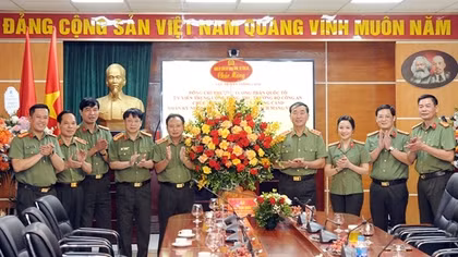 Xứng đáng là những chiến sỹ tiên phong trên lĩnh vực tư tưởng - văn hóa của CAND