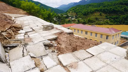 Công trình chống sạt lở gần 40 tỷ hư hỏng nặng