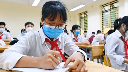 Hà Nội dự kiến cho học sinh từ lớp 7 đến lớp 12 đi học trực tiếp sau Tết Nguyên đán