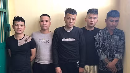Cho vay lãi nặng 240%/năm, đòi nợ kiểu côn đồ