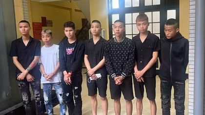 Bắt nhóm nghiện game chuyên dùng vỏ chai bia đi cướp tài sản