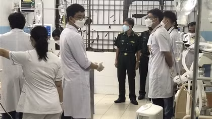 Đang làm rõ nguyên nhân 12 người Trung Quốc chết trên tàu khi đi qua Côn Đảo