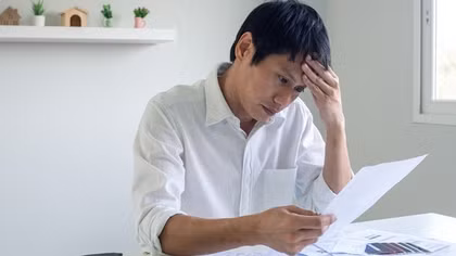 “Dính” nợ xấu nhóm 2 có mở thẻ tín dụng được không?