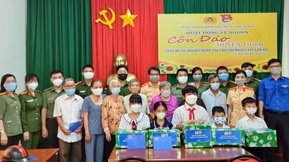 Xứng danh tuổi trẻ Công an quê hương Bác Tôn