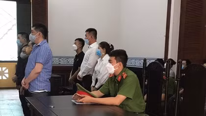 Băng nhóm mở công ty buôn lậu xuyên quốc gia lãnh án