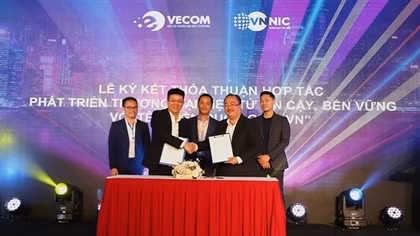Phát triển thương mại điện tử an toàn bằng tên miền quốc gia .vn