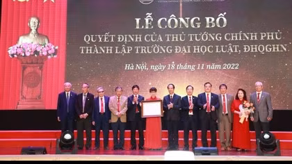 Công bố quyết định thành lập Trường Đại học Luật, Đại học Quốc Gia Hà Nội