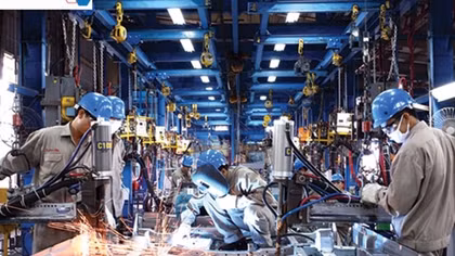 Sản xuất công nghiệp tiếp tục tăng trưởng