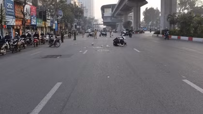 Tìm người biết vụ tai nạn làm 3 người thương vong ở Hà Nội