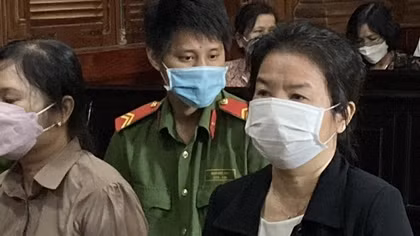 Cựu Chánh thanh tra TP Hồ Chí Minh và đồng phạm hầu tòa