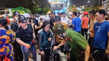 Trao Thư khen của Chủ tịch nước cho thanh niên cứu người