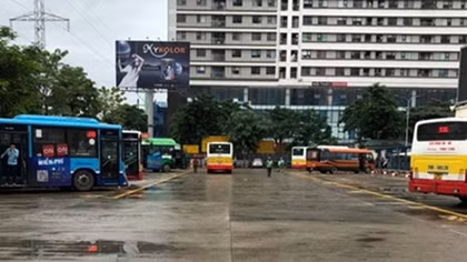 Do dịch COVID-19, doanh thu bán vé xe buýt giảm mạnh trong quý I/2022