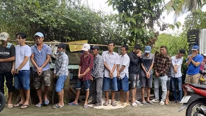 Livestream đá gà từ Campuchia cho các con bạc xem để tham gia cá cược