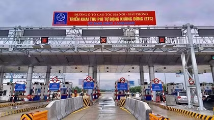 Lùi thu phí tự động trên cao tốc Hà Nội-Hải Phòng thêm một tháng