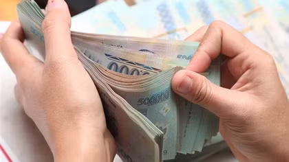Sẽ khảo sát khoảng 2.000 doanh nghiệp để đề xuất điều chỉnh tiền lương tối thiểu năm 2023