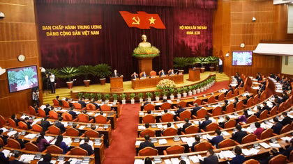 Ngày làm việc thứ nhất của Hội nghị Trung ương 6 khoá XIII
