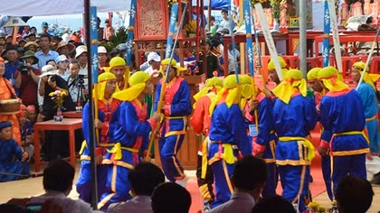 Lễ khao lề thế lính Hoàng Sa: Câu chuyện của những hùng binh