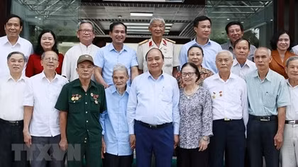 Chủ tịch nước thăm, tặng quà Hội Người cao tuổi Hải Dương