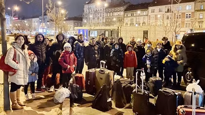 Đã đón hơn 2.500 người Việt được sơ tán khỏi vùng chiến sự tại Ukraine
