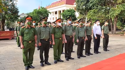 Thứ trưởng Lê Văn Tuyến thăm, làm việc tại Công an Đắk Nông