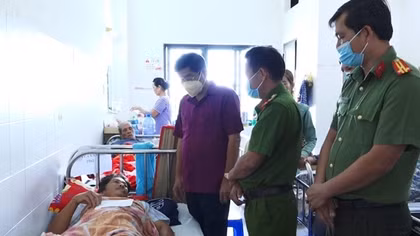 Hỗ trợ Công an viên bị thương khi làm nhiệm vụ