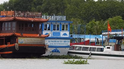 Xung quanh vụ bến thuyền hoạt động không phép trên sông Sài Gòn