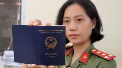 Bộ Công an sẽ in thông tin "Nơi sinh" vào mục bị chú của hộ chiếu phổ thông từ 15/9/2022