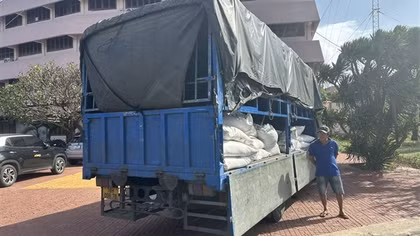 Tạm giữ 4,3 tấn đường cát ngoại nhập vận chuyển trên ôtô tải