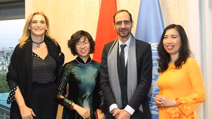 Lễ kỷ niệm 35 năm tổ chức UNESCO thông qua Nghị quyết tôn vinh Chủ tịch Hồ Chí Minh