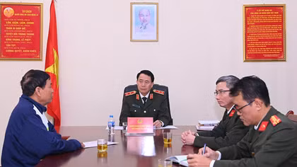 Lãnh đạo Bộ Công an tiếp công dân định kỳ tháng 12/2022