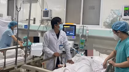 Vụ 8 sinh viên ngộ độc: Nhà quản lý "than khó” truy xuất được nguồn gốc rượu