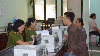Tháng hành động tiếp nhận và giải quyết hồ sơ thủ tục hành chính ngay trong ngày