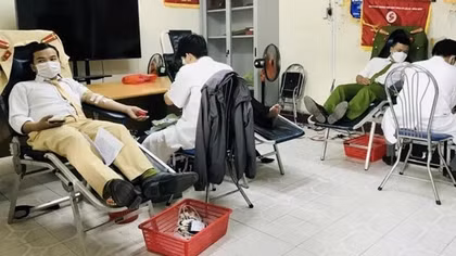 Tuổi trẻ Công an TP Huế hăng hái hiến máu nhân đạo
