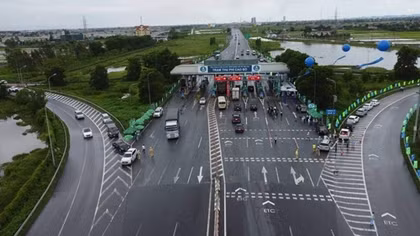 Bộ Giao thông Vận tải chỉ đạo khẩn trương khắc phục lỗi thu phí không dừng