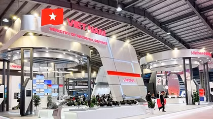 Nhiều sản phẩm công nghệ của Viettel trình diễn tại Triển lãm Quốc phòng Quốc tế 2022