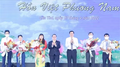Khai mạc Liên hoan Đờn ca tài tử và Lễ hội Bánh dân gian Nam Bộ