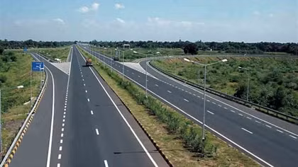 Dự án đầu tư công tuyến cao tốc Bắc-Nam: Sức ép thu hồi vốn “nóng” từng ngày