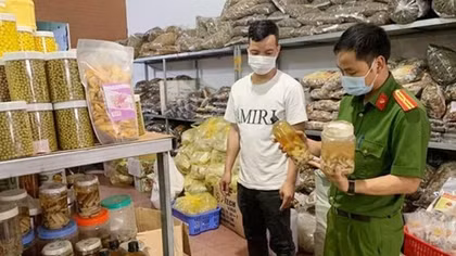 Đừng mất mạng vì tin “lang băm” trên mạng