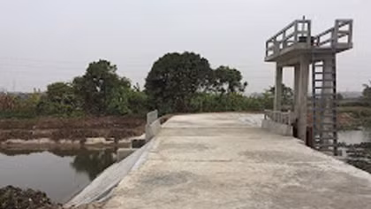 Hai bé gái tử vong do tắm sông