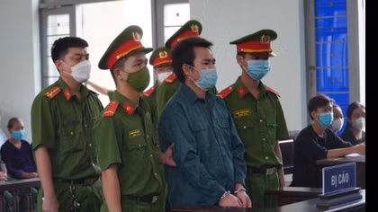 Tử hình kẻ dùng búa giết người